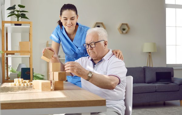 Questions to Ask on a Memory Care Tour: A Family Guide